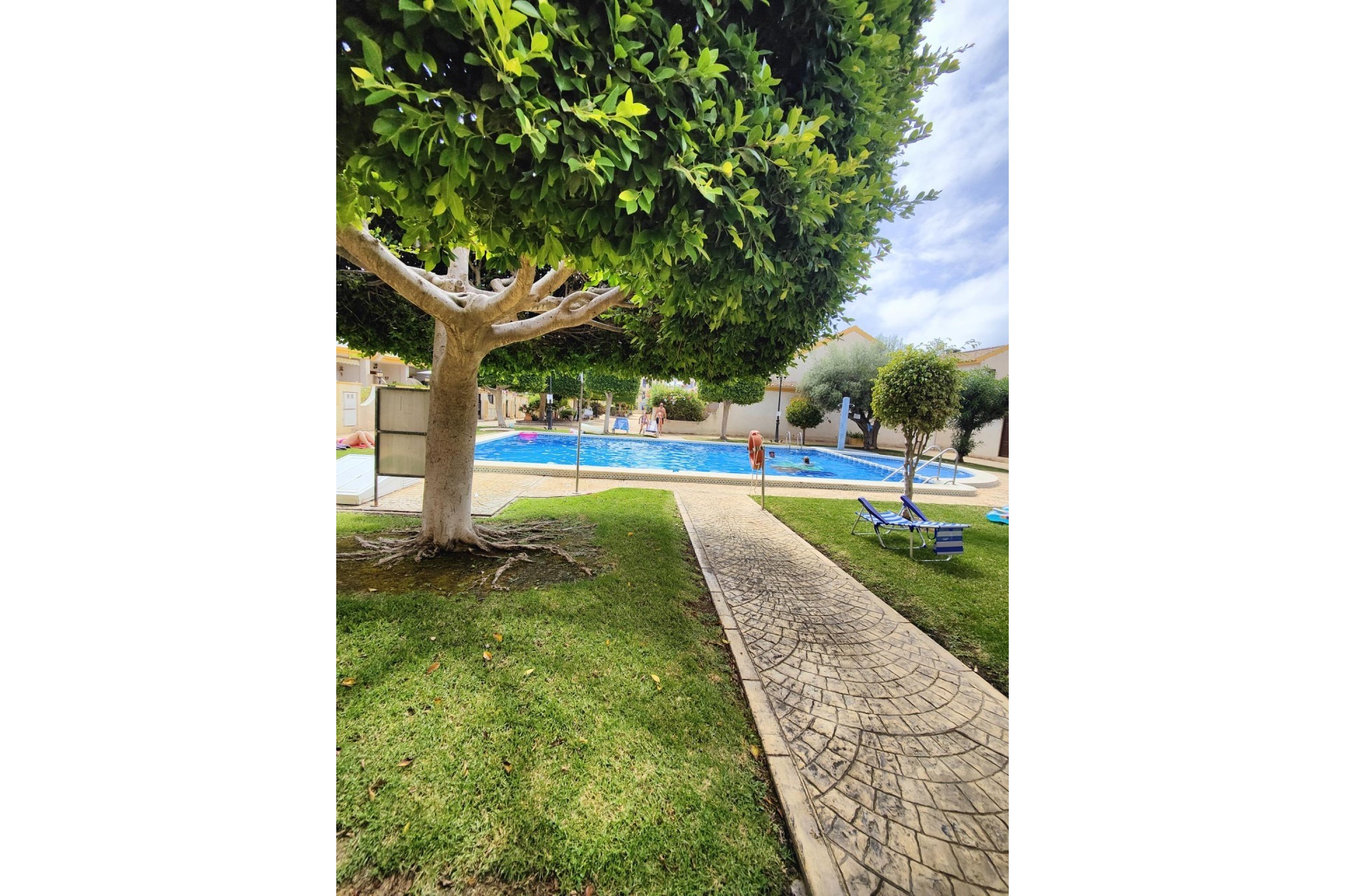 Brukt - Apartment -
Orihuela Costa - Campoamor