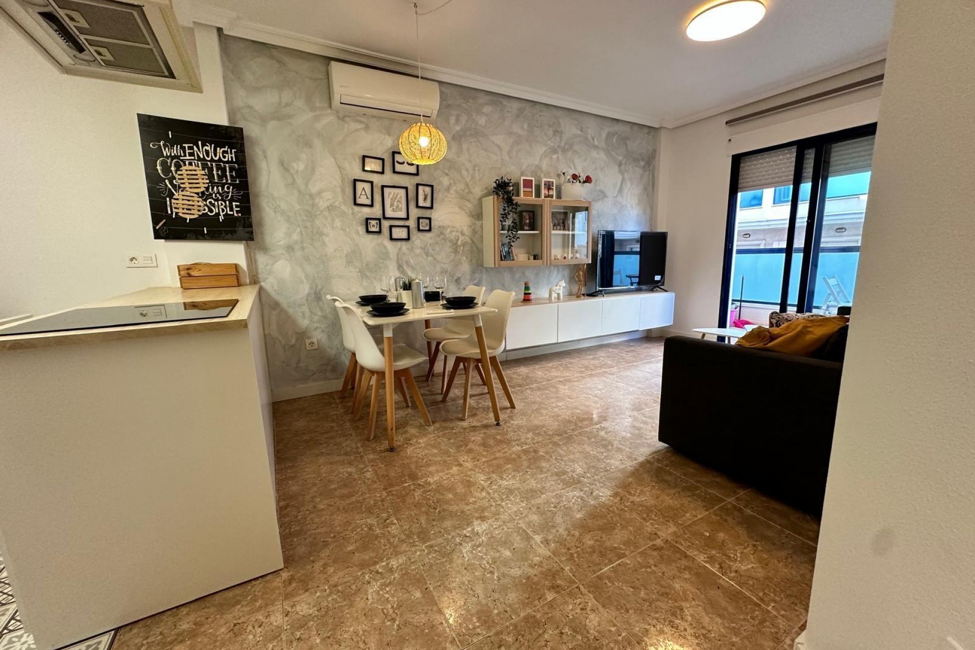 Brukt - Apartment -
Orihuela Costa - Campoamor