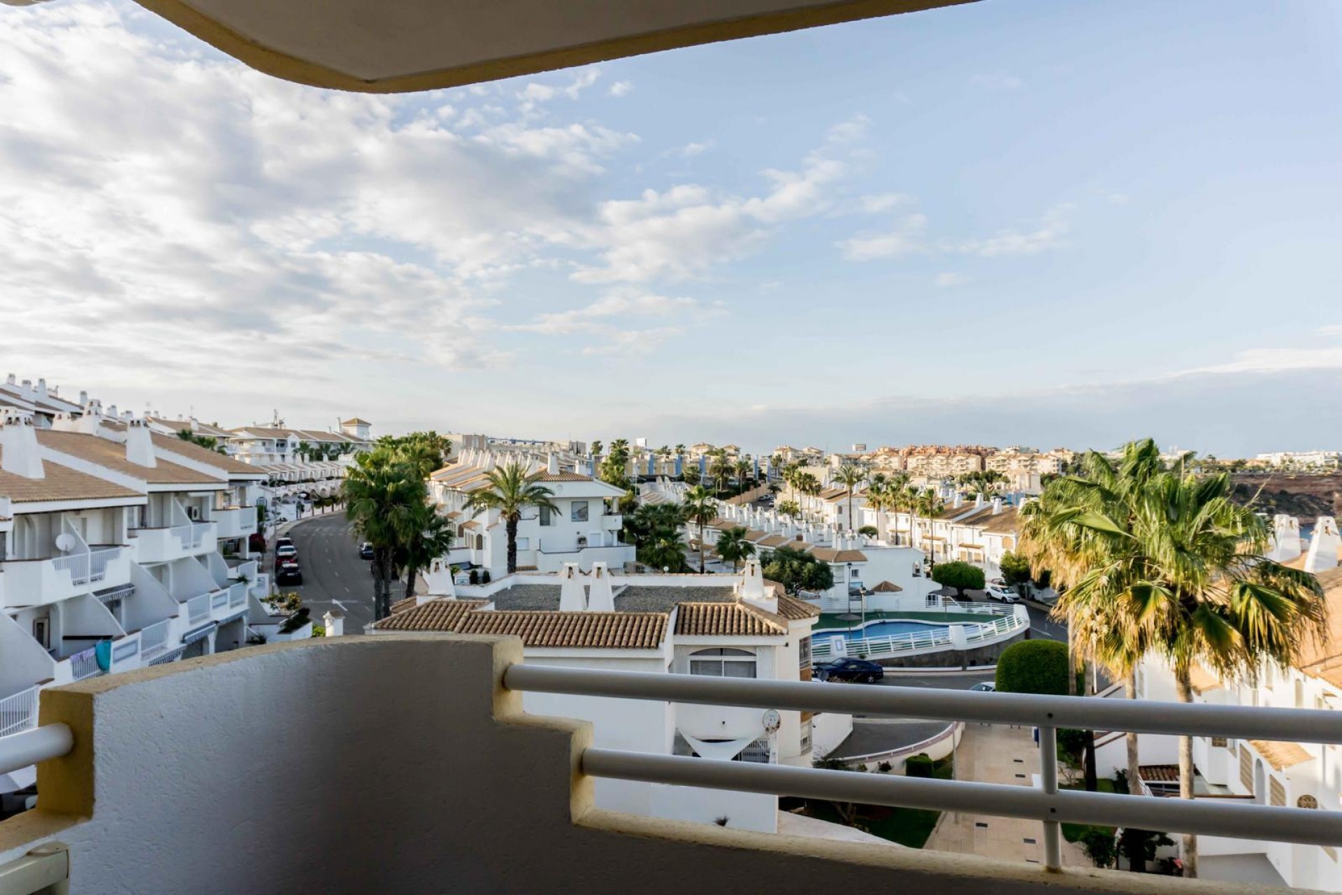 Brukt - Apartment -
Orihuela Costa - Campoamor