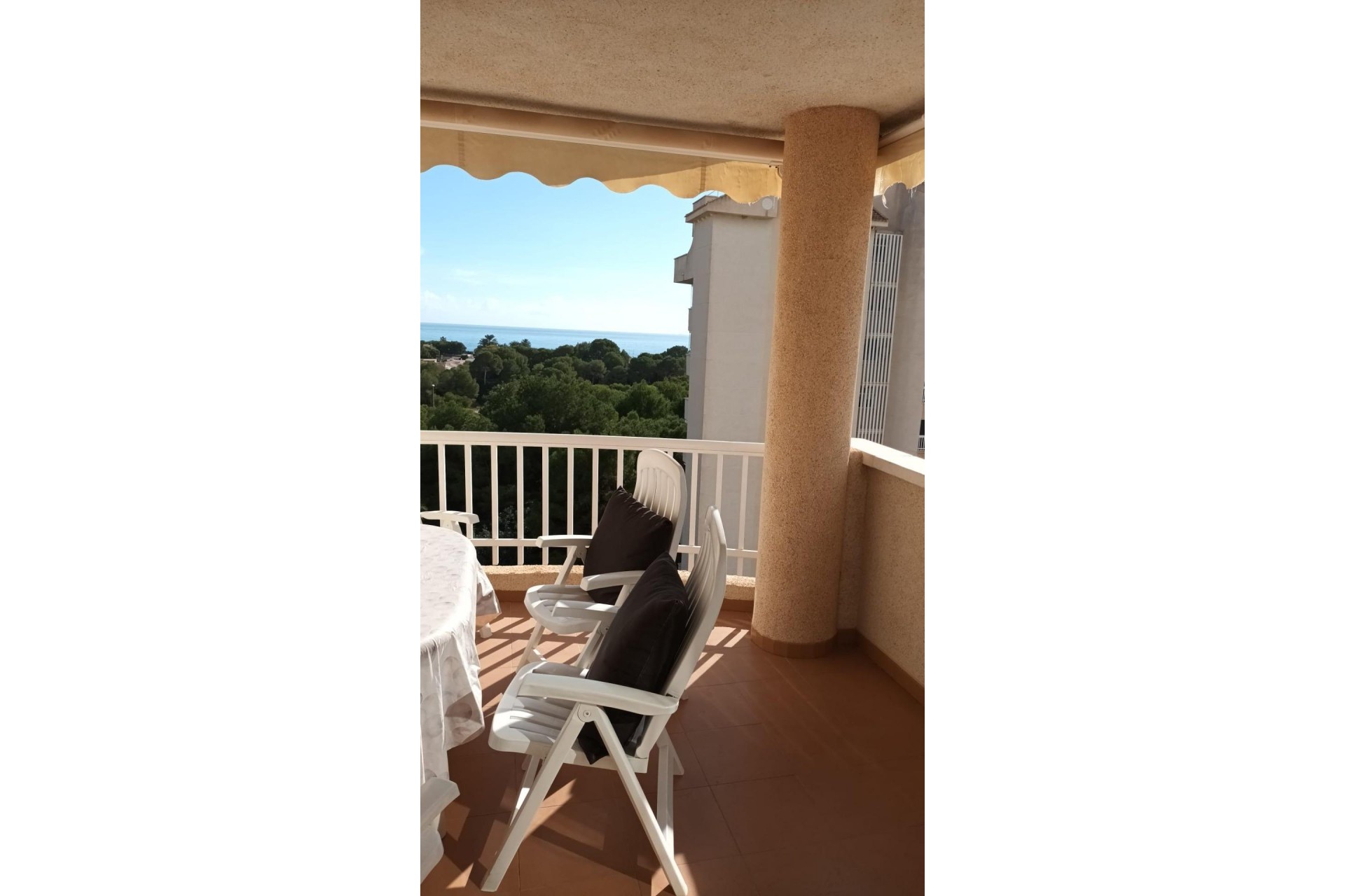 Brukt - Apartment -
Orihuela Costa - Campoamor