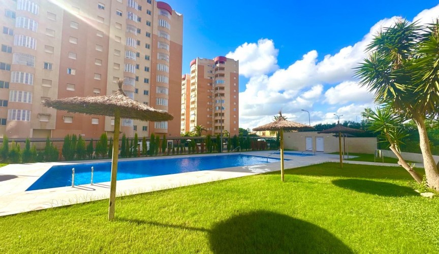 Brukt - Apartment -
Orihuela Costa - Campoamor