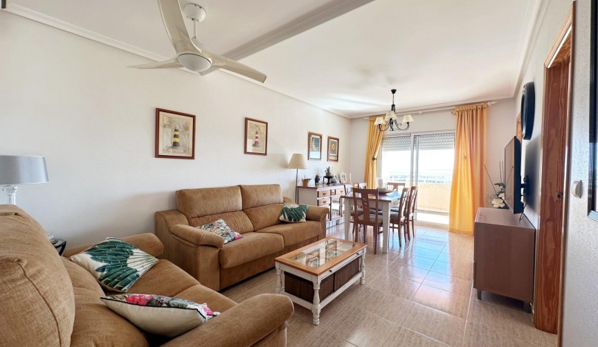 Brukt - Apartment -
Orihuela Costa - Campoamor