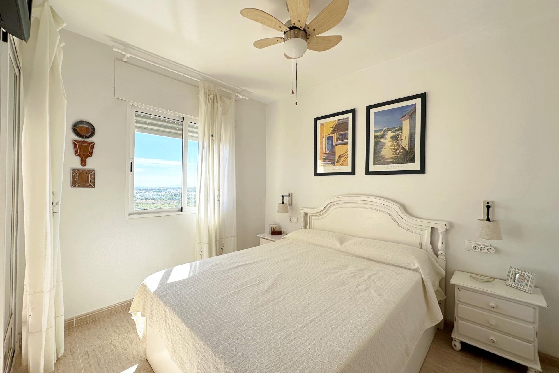 Brukt - Apartment -
Orihuela Costa - Campoamor
