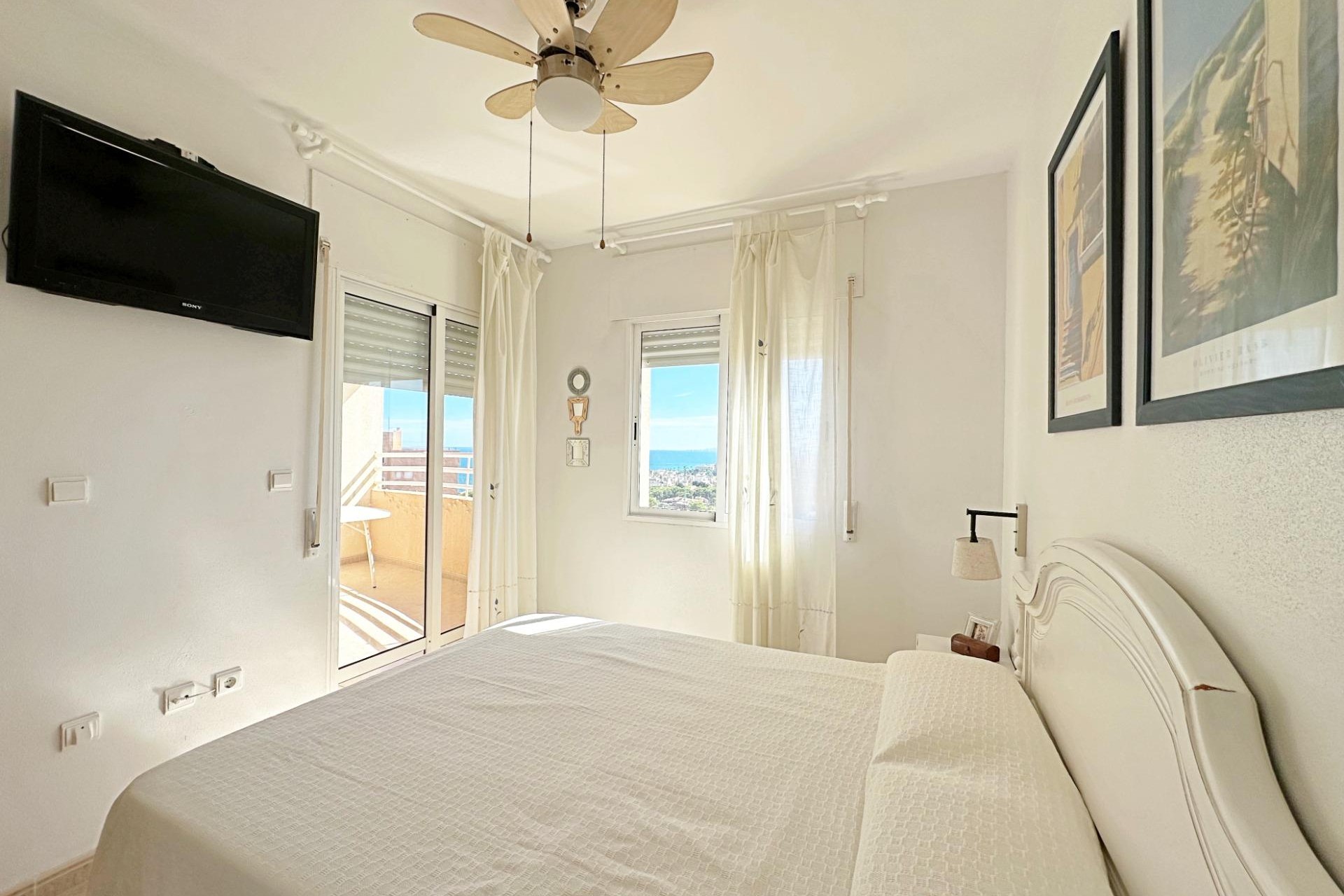Brukt - Apartment -
Orihuela Costa - Campoamor