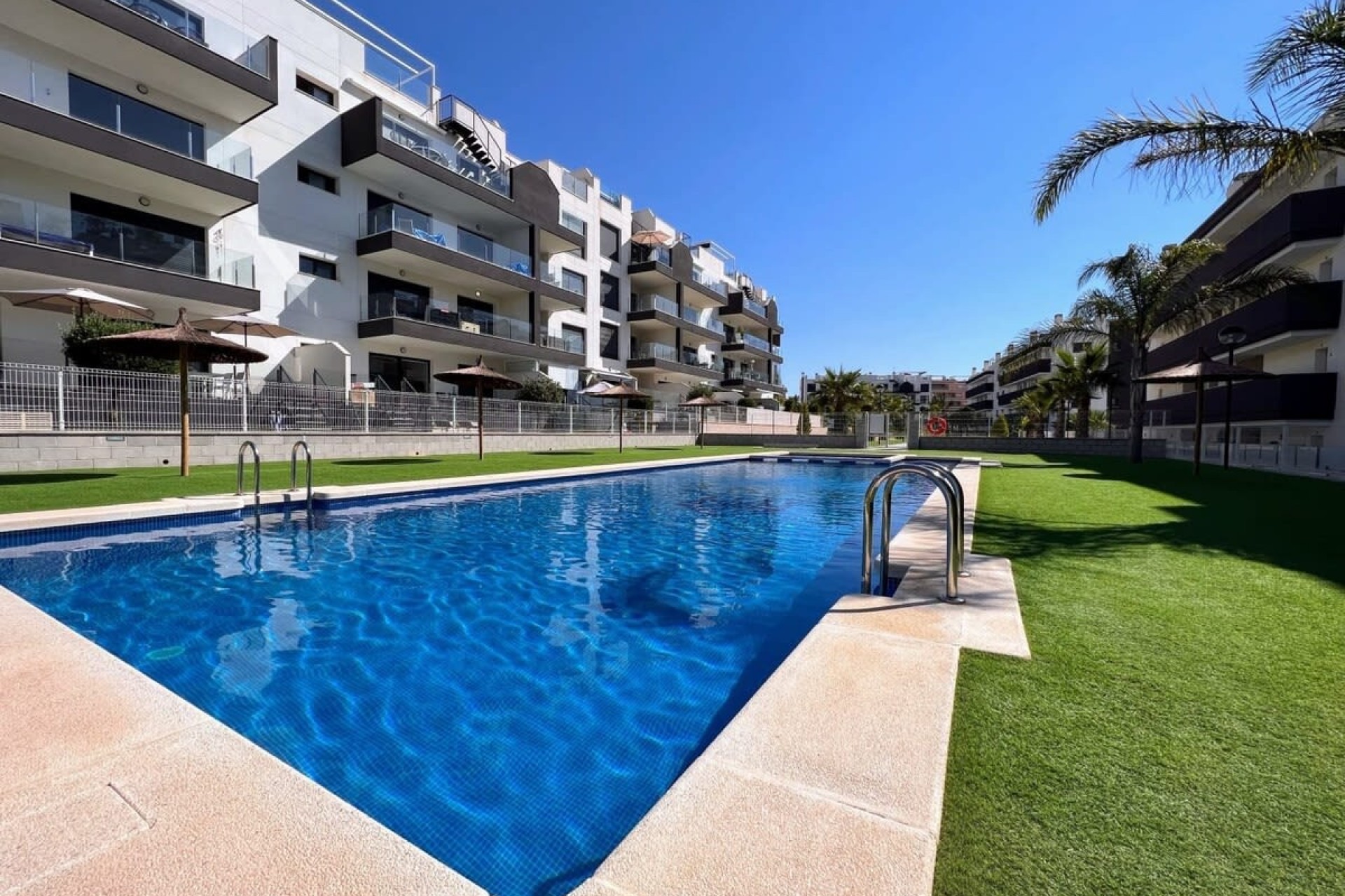 Brukt - Apartment -
Orihuela Costa - Costa Blanca