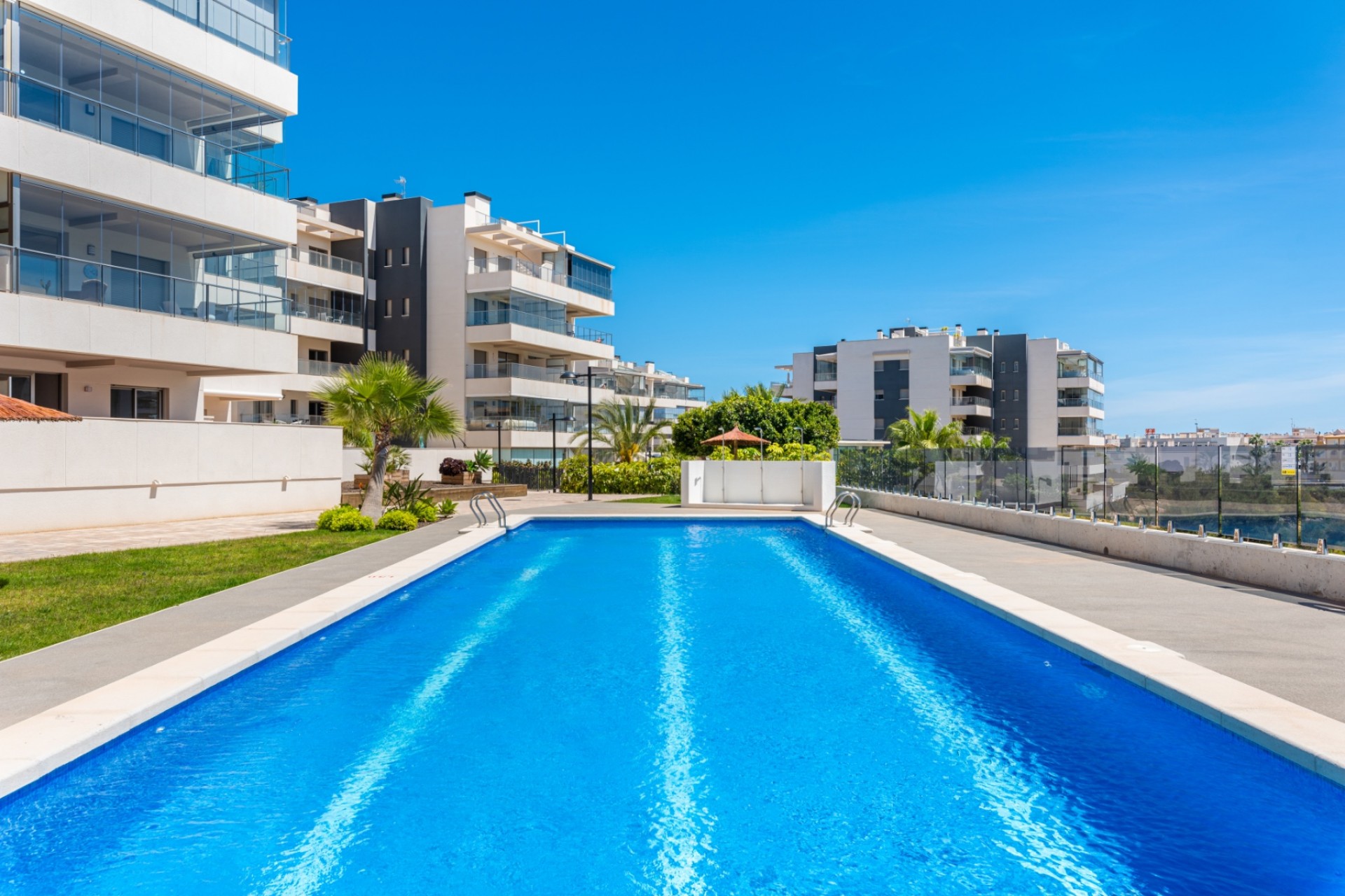 Brukt - Apartment -
Orihuela Costa - Costa Blanca