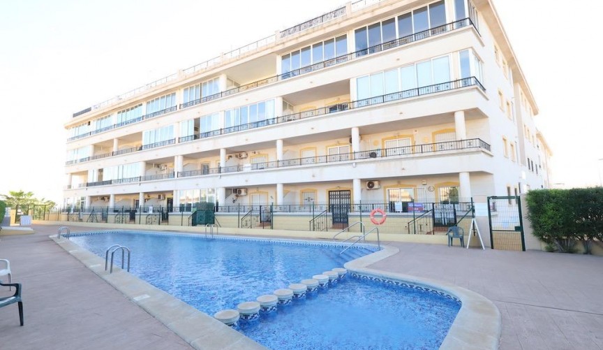 Brukt - Apartment -
Orihuela Costa - Costa Blanca