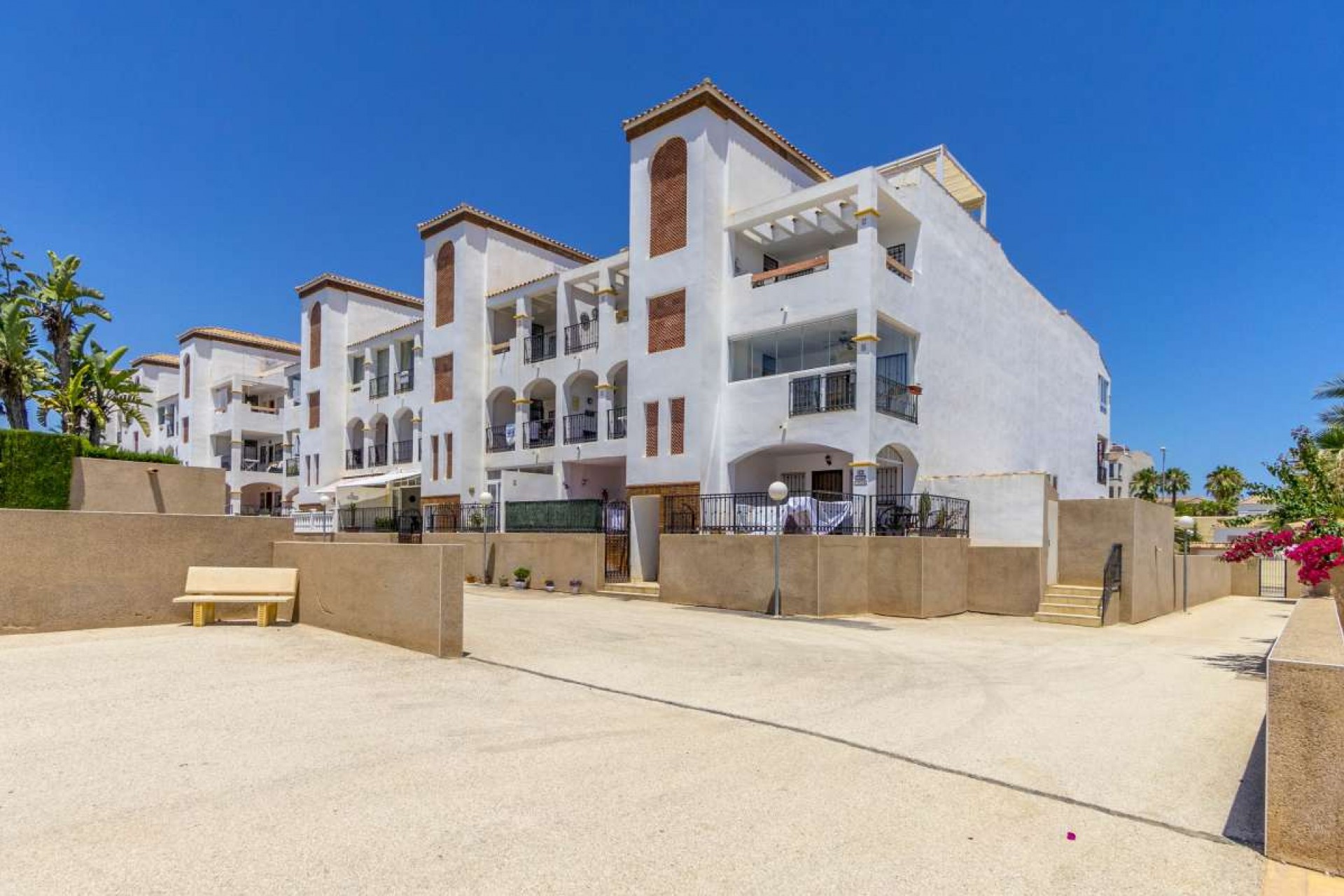 Brukt - Apartment -
Orihuela Costa - Costa Blanca