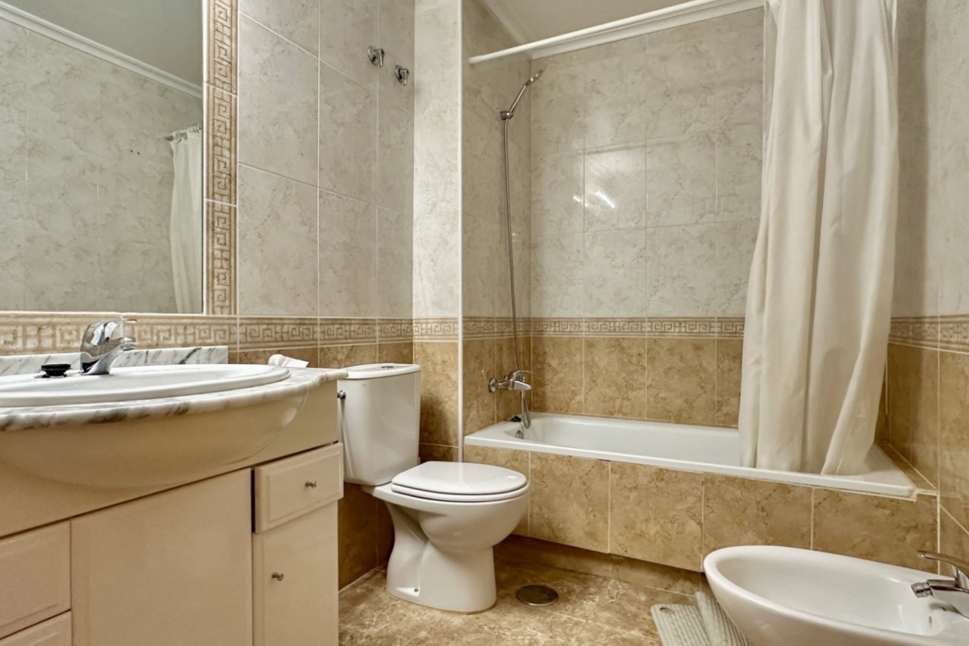 Brukt - Apartment -
Orihuela Costa - Costa Blanca