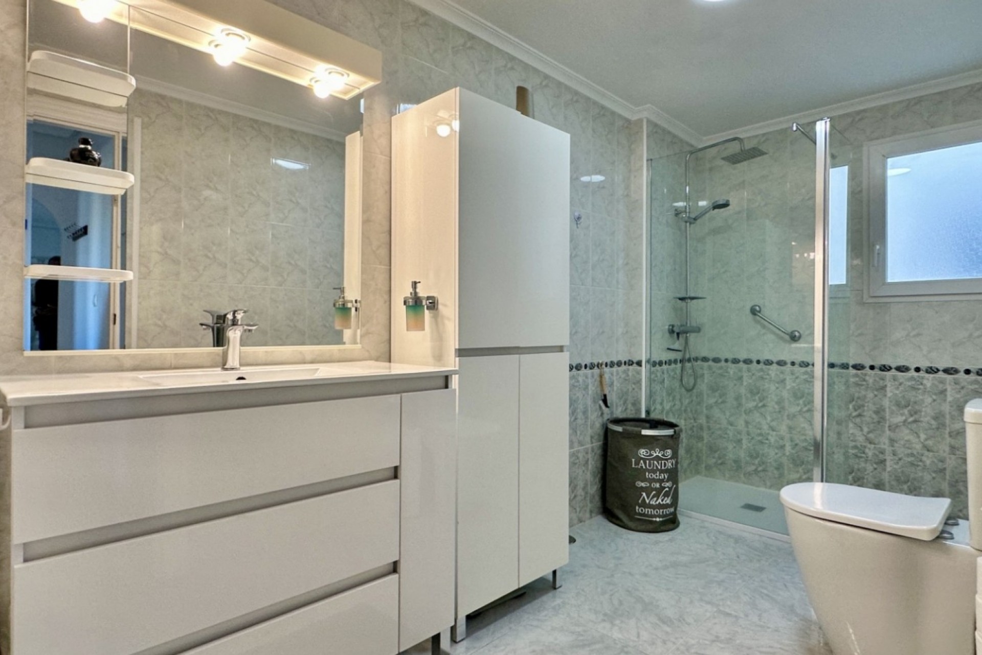 Brukt - Apartment -
Orihuela Costa - Costa Blanca