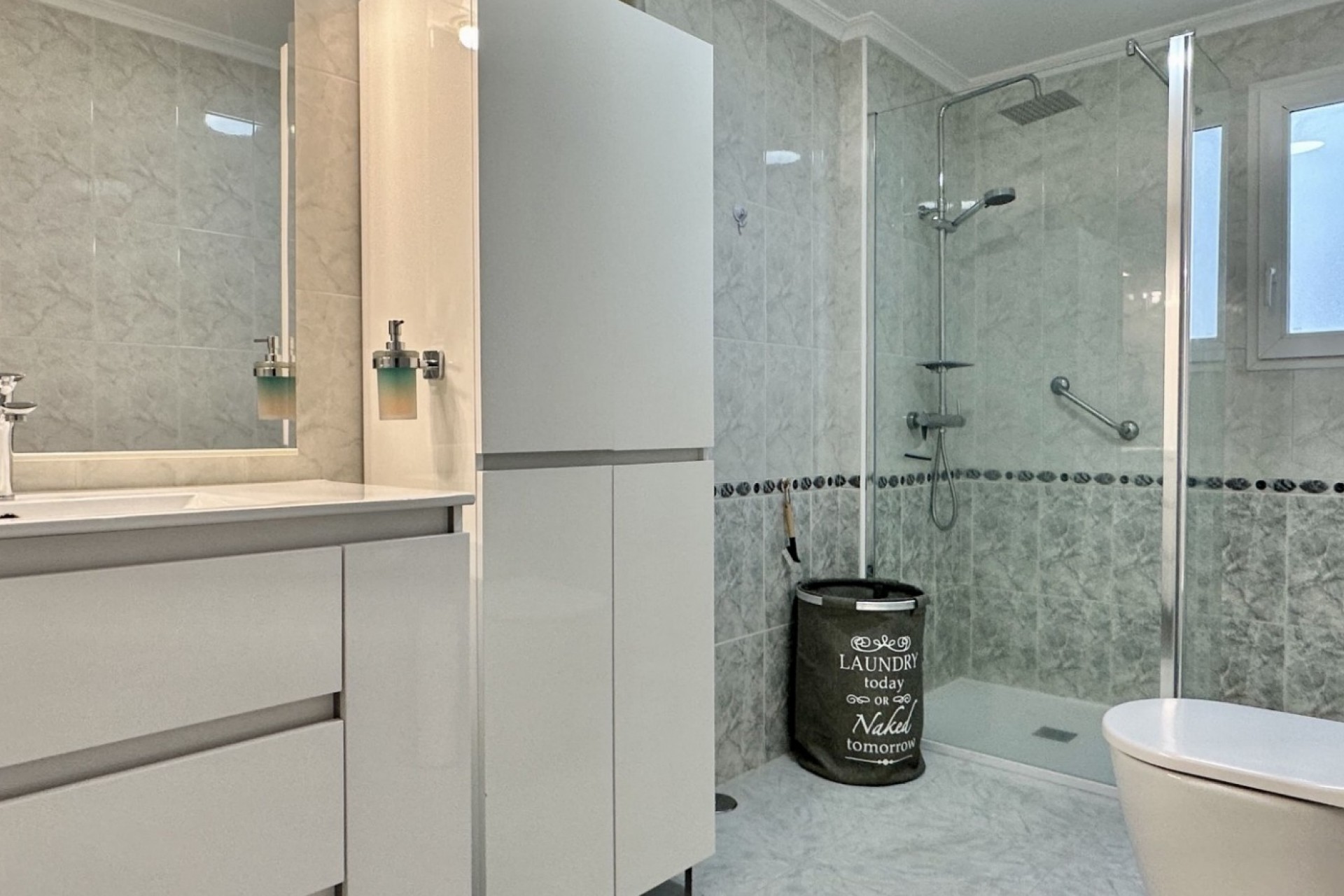 Brukt - Apartment -
Orihuela Costa - Costa Blanca