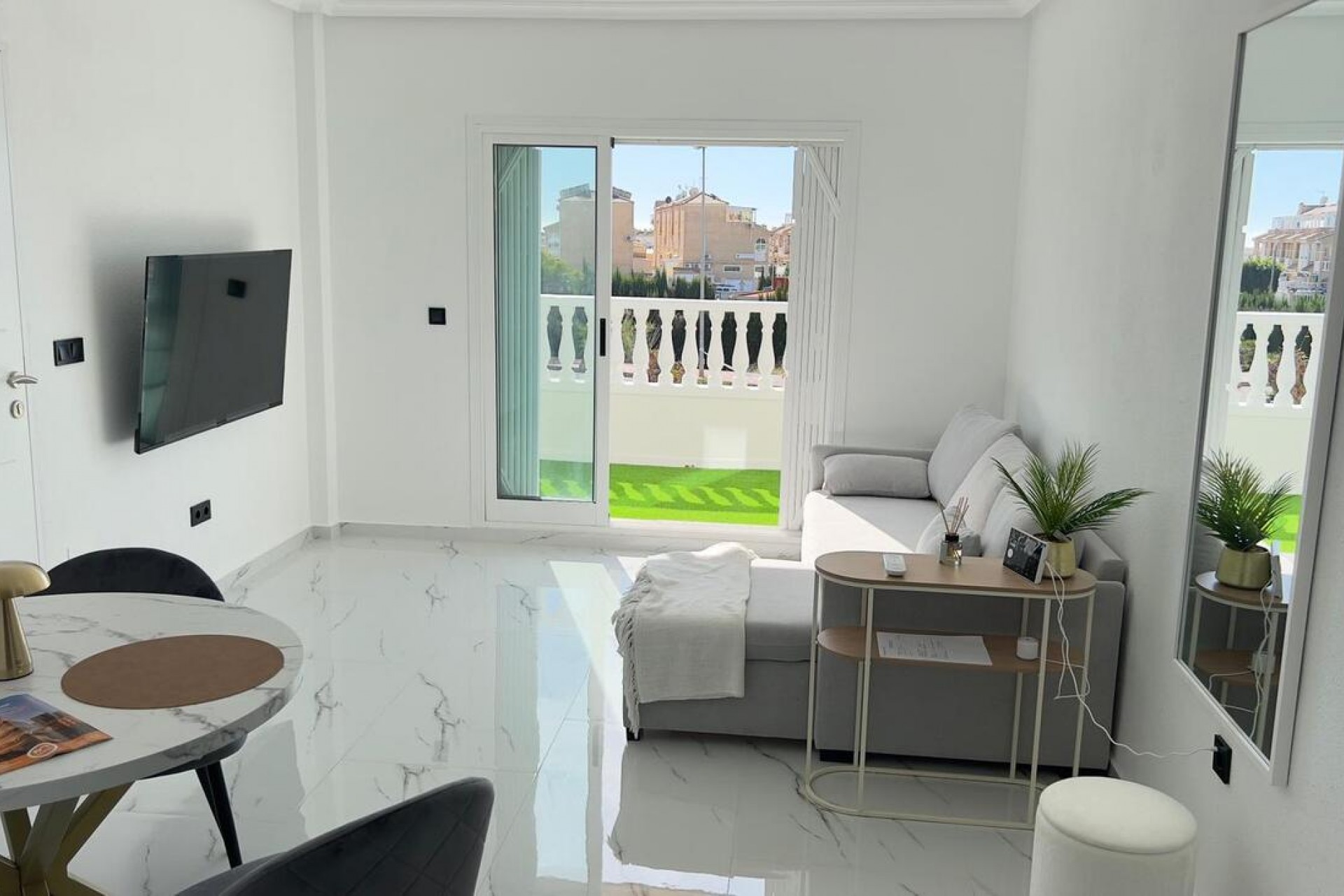 Brukt - Apartment -
Orihuela Costa - Costa Blanca