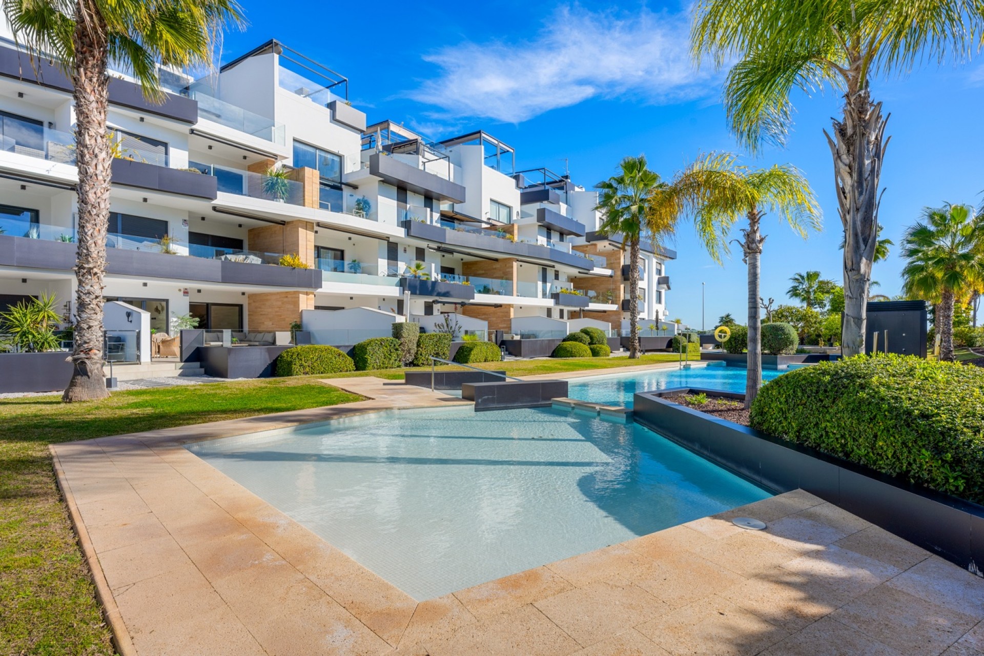 Brukt - Apartment -
Orihuela Costa - Costa Blanca