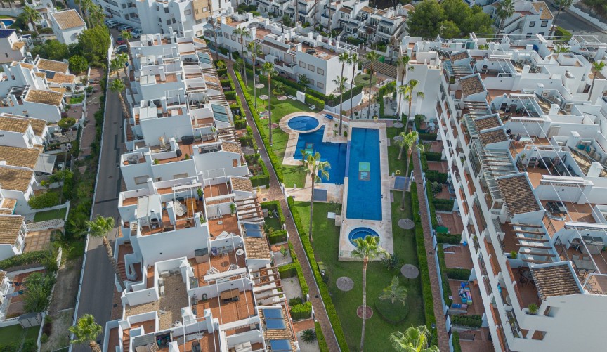 Brukt - Apartment -
Orihuela Costa - Costa Blanca