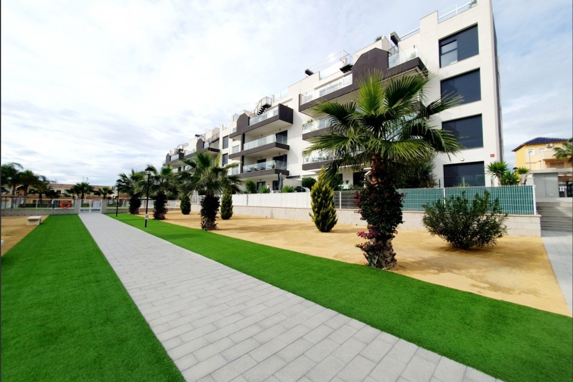 Brukt - Apartment -
Orihuela Costa - Costa Blanca