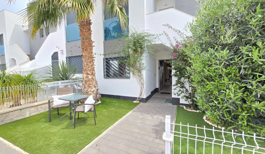 Brukt - Apartment -
Orihuela Costa - Costa Blanca