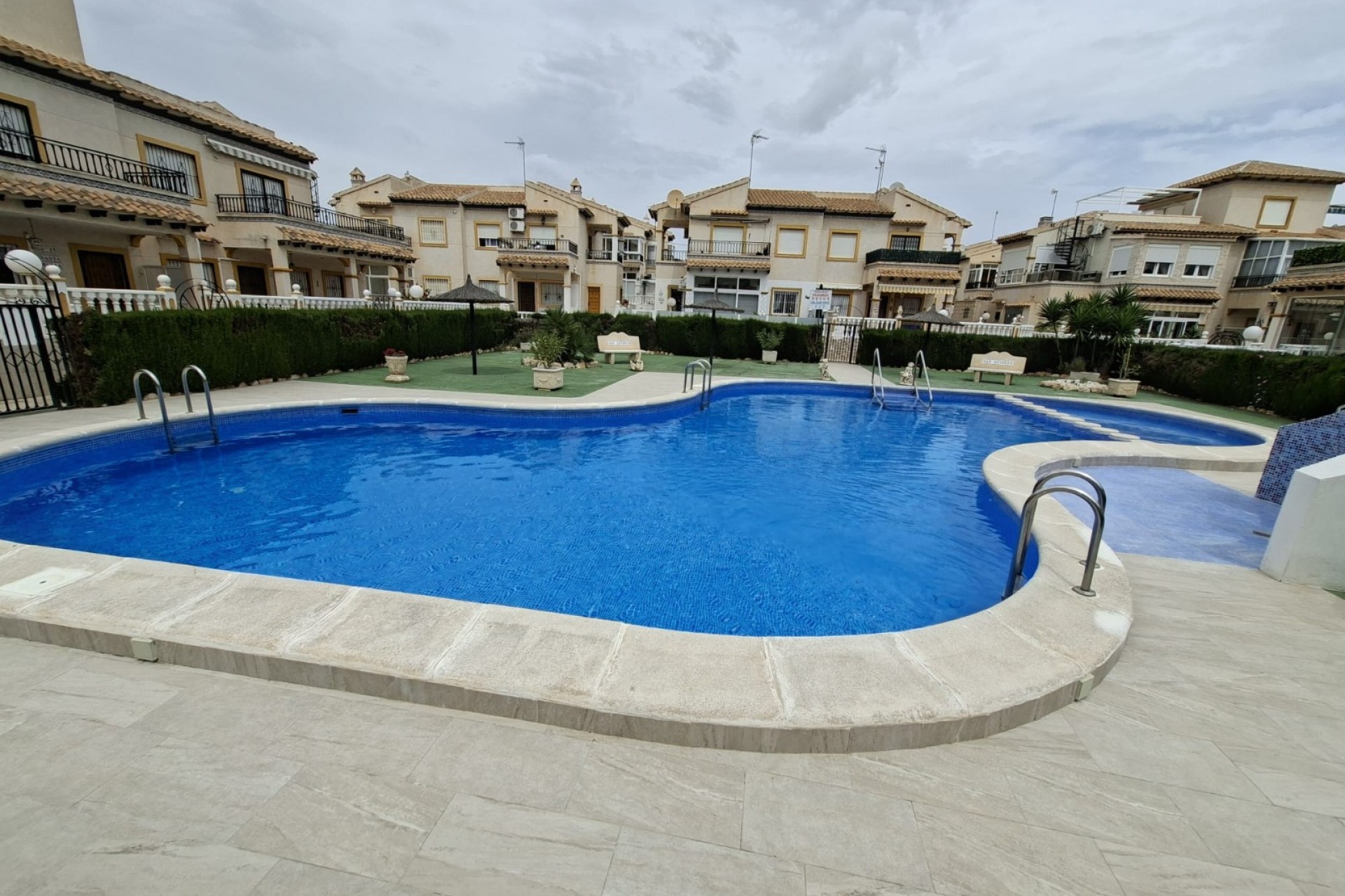Brukt - Apartment -
Orihuela Costa - Costa Blanca