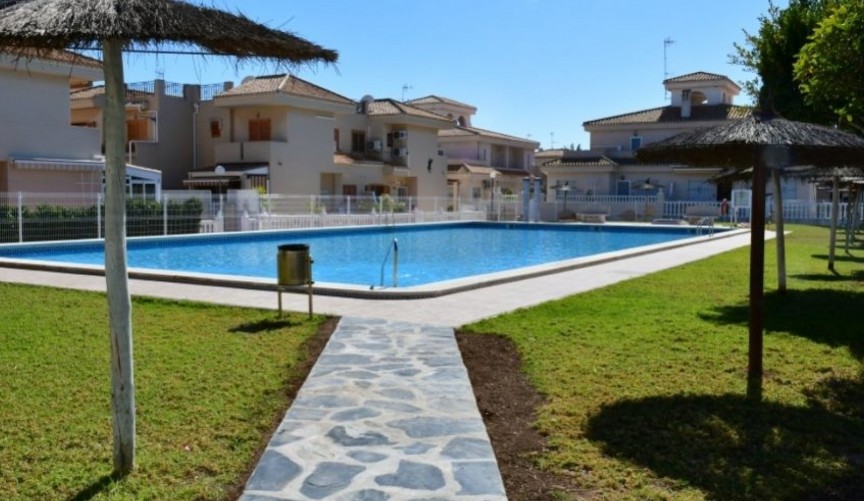 Brukt - Apartment -
Orihuela Costa - Costa Blanca