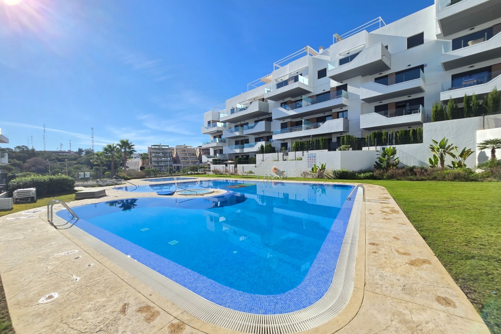 Brukt - Apartment -
Orihuela Costa - Costa Blanca