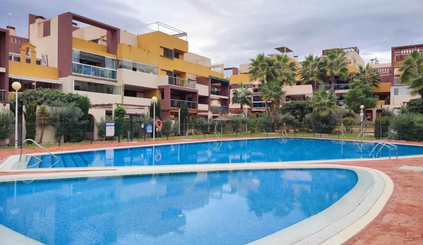 Brukt - Apartment -
Orihuela Costa - Costa Blanca