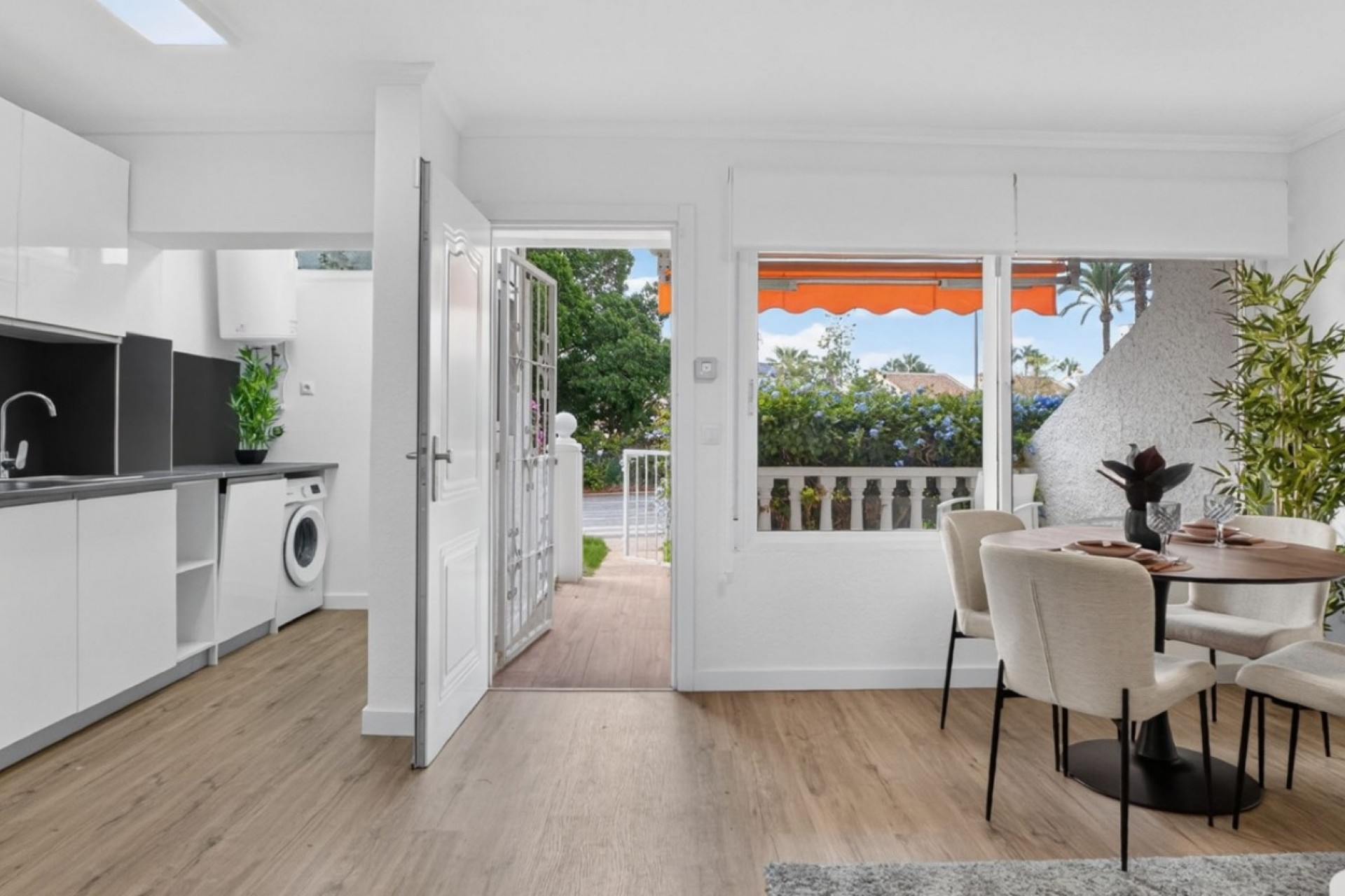 Brukt - Apartment -
Orihuela Costa - Costa Blanca