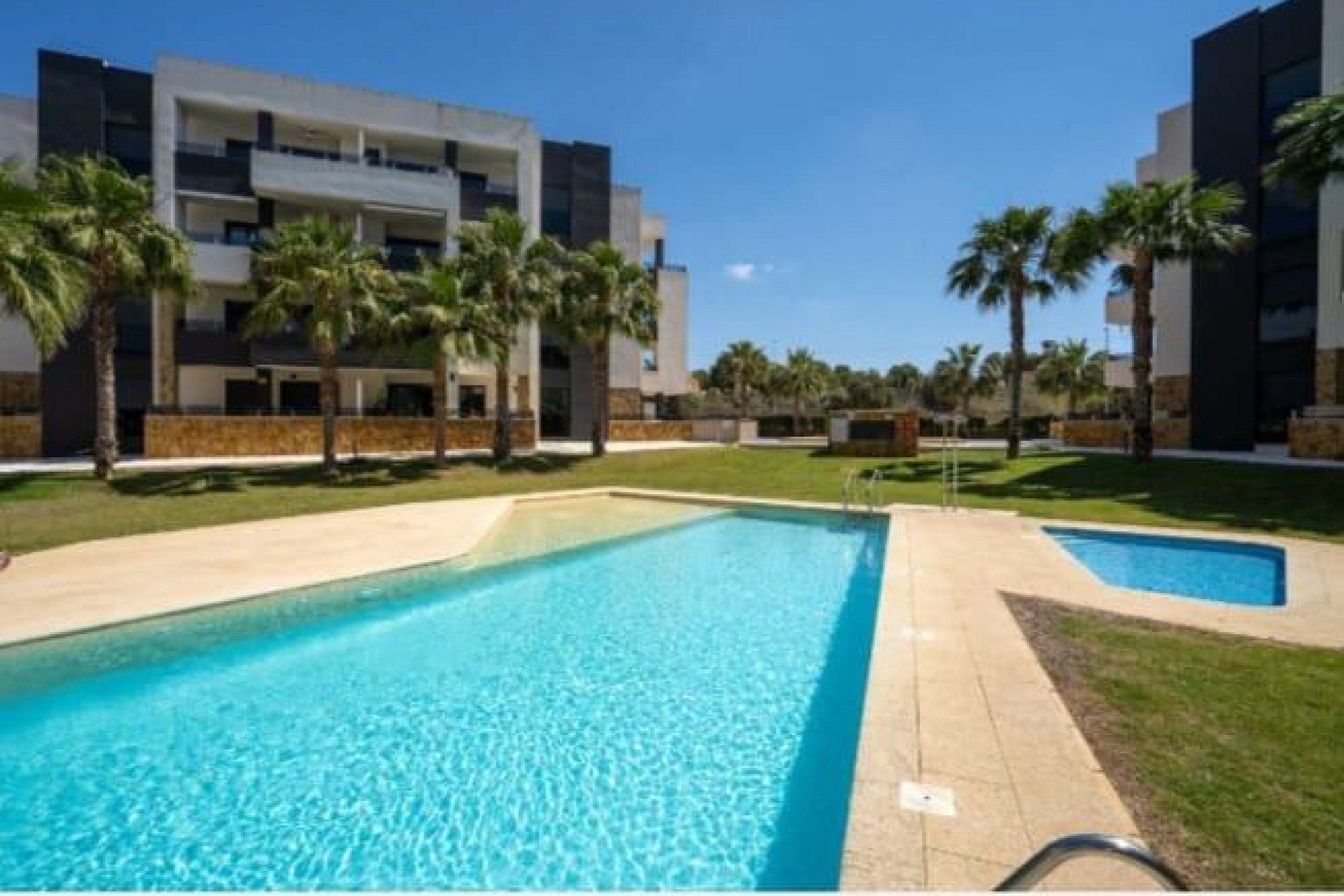 Brukt - Apartment -
Orihuela Costa - La Florida