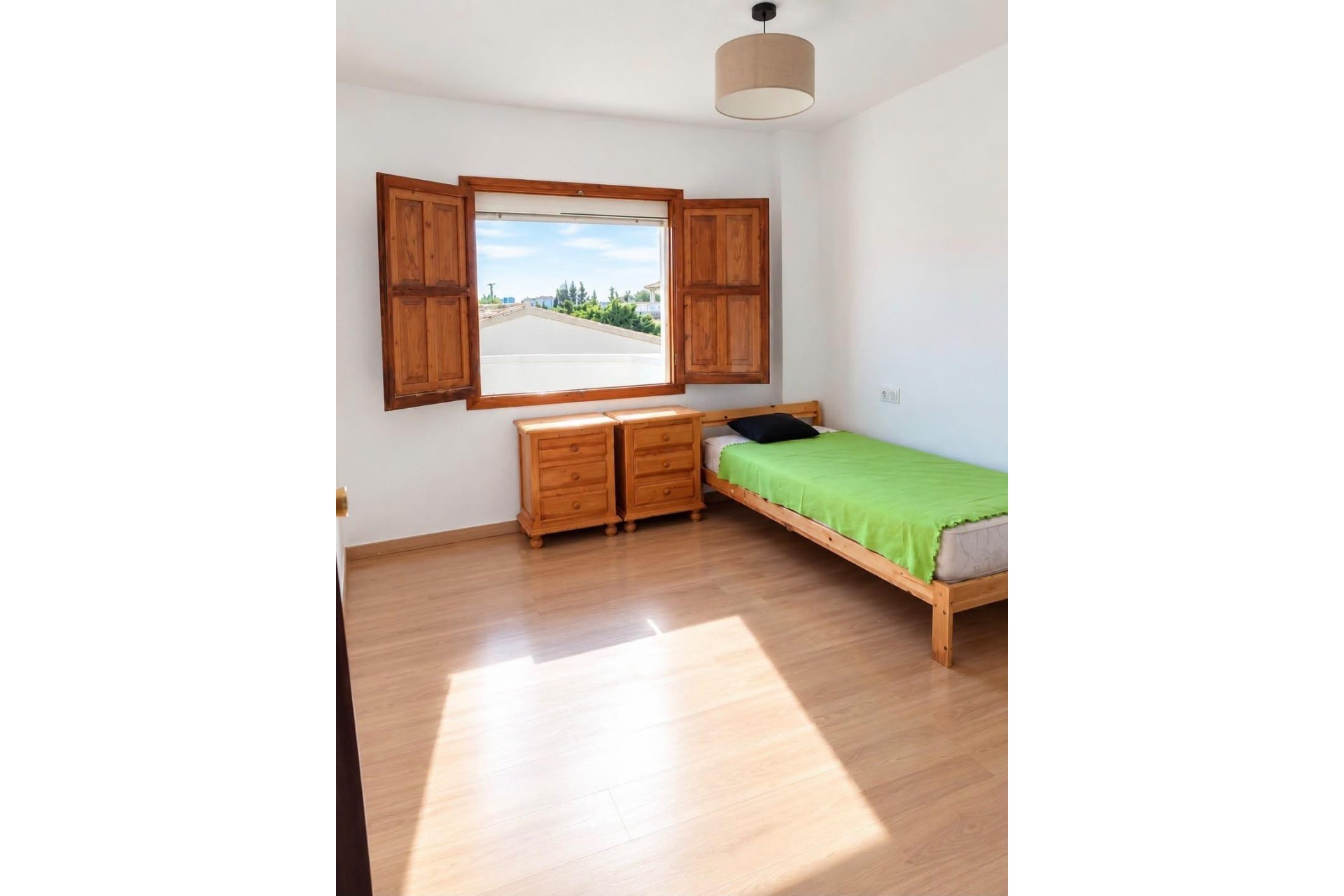 Brukt - Apartment -
Orihuela Costa - La Regia