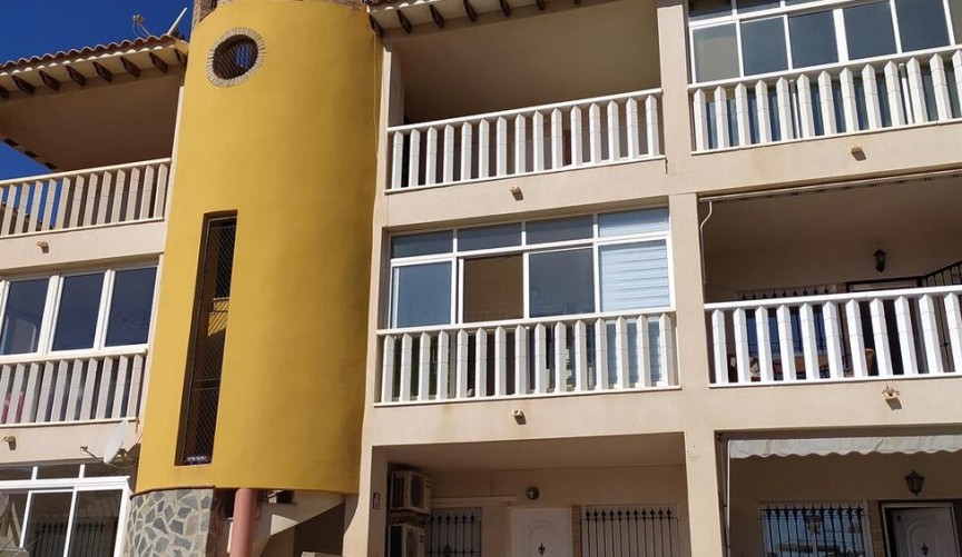 Brukt - Apartment -
Orihuela Costa - La Zenia
