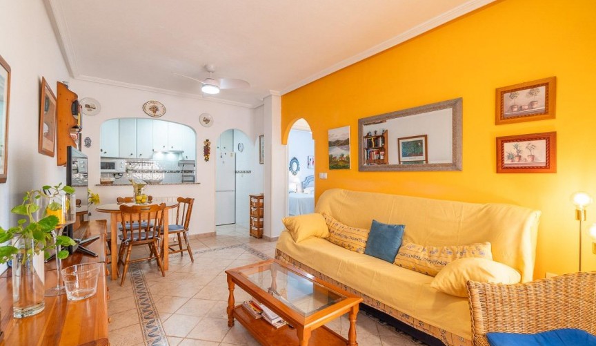 Brukt - Apartment -
Orihuela Costa - La Zenia