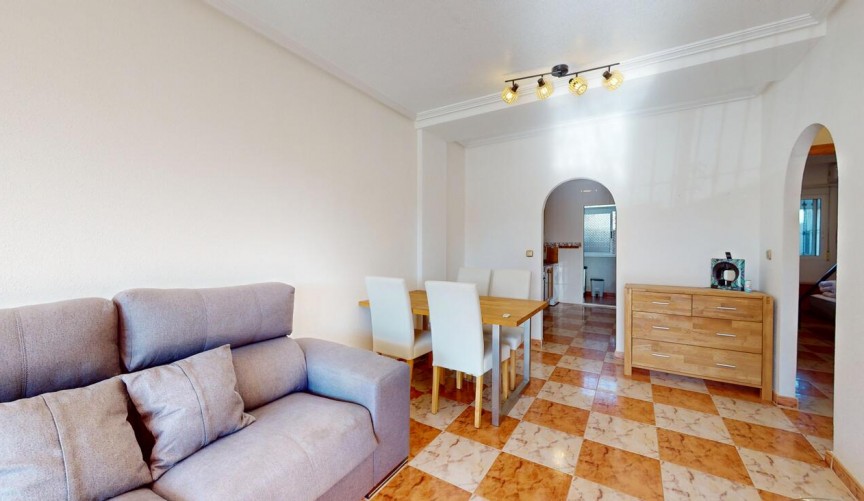 Brukt - Apartment -
Orihuela Costa - La Zenia