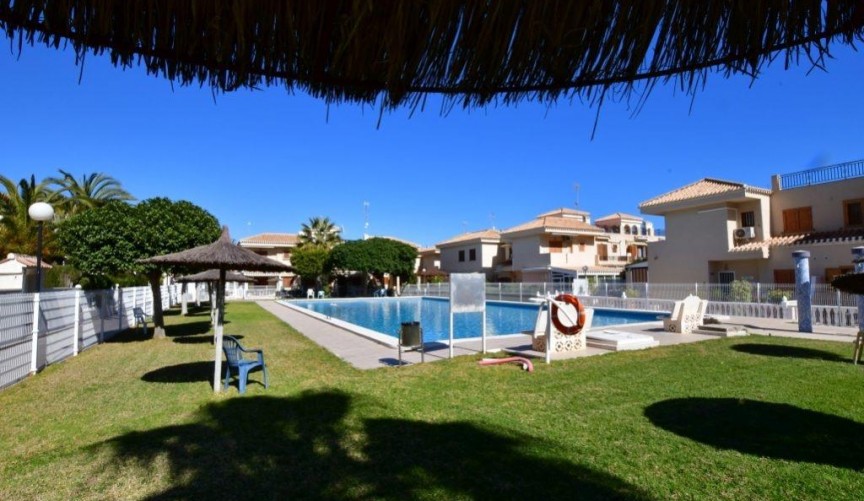 Brukt - Apartment -
Orihuela Costa - La Zenia