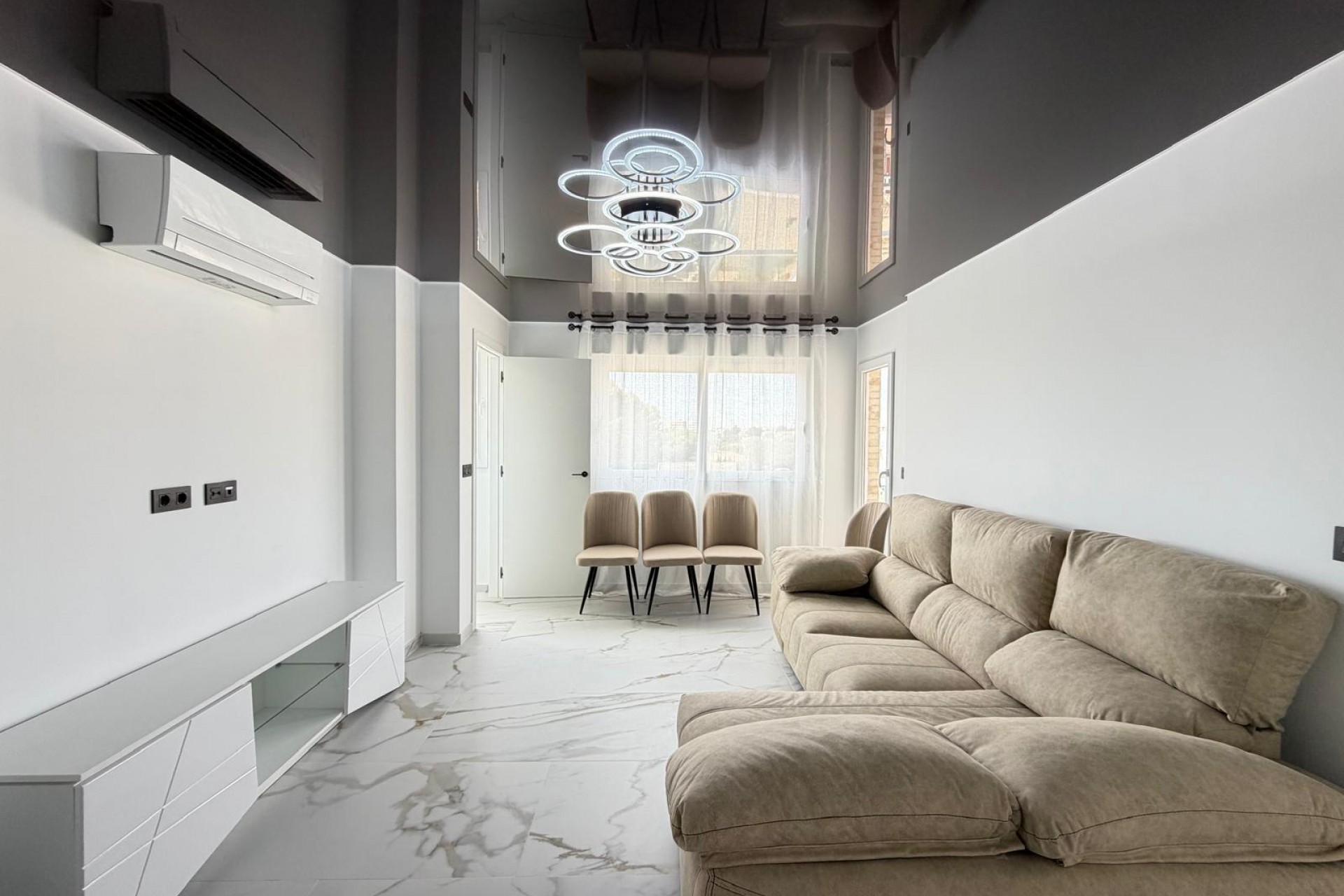 Brukt - Apartment -
Orihuela Costa - La Zenia