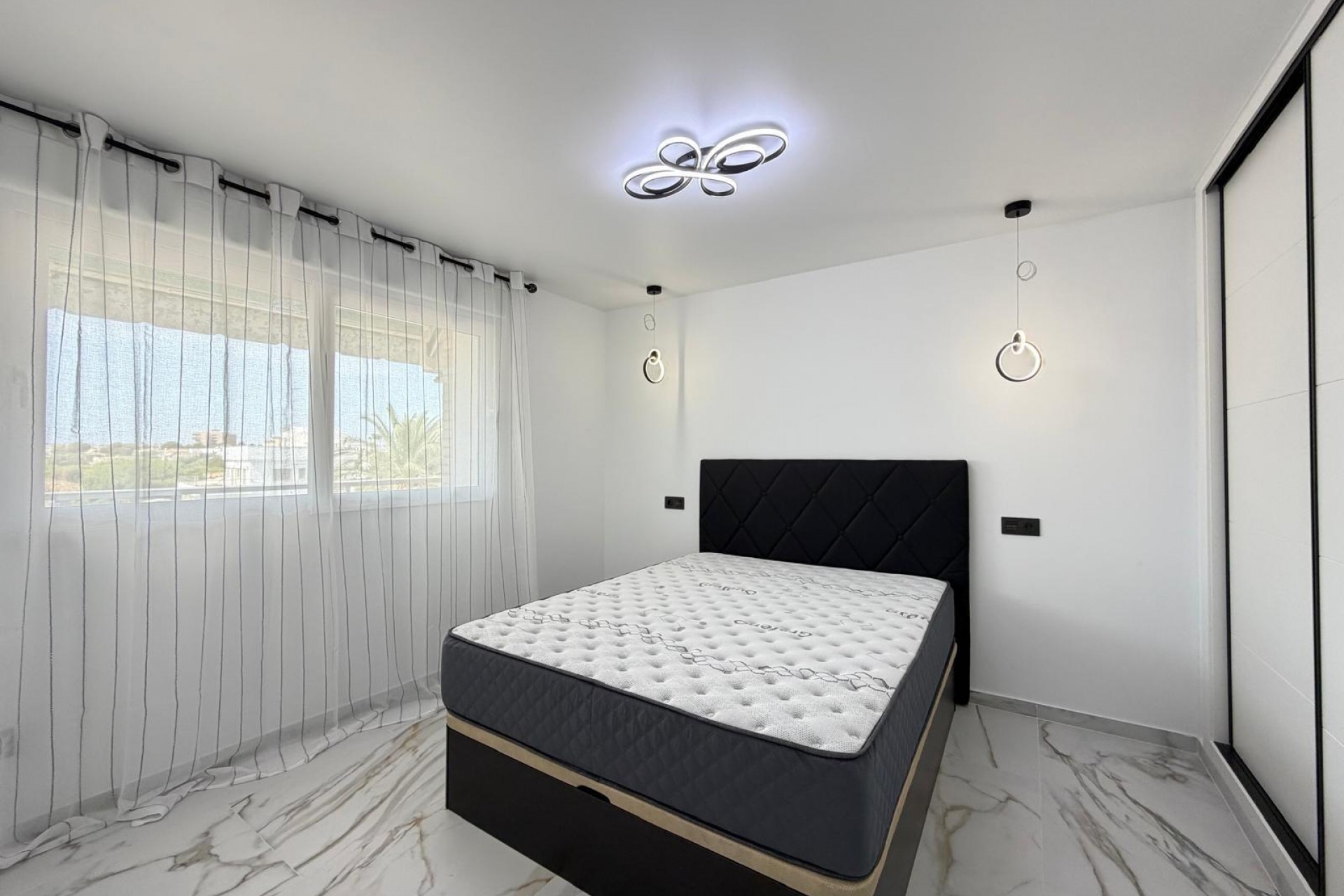 Brukt - Apartment -
Orihuela Costa - La Zenia