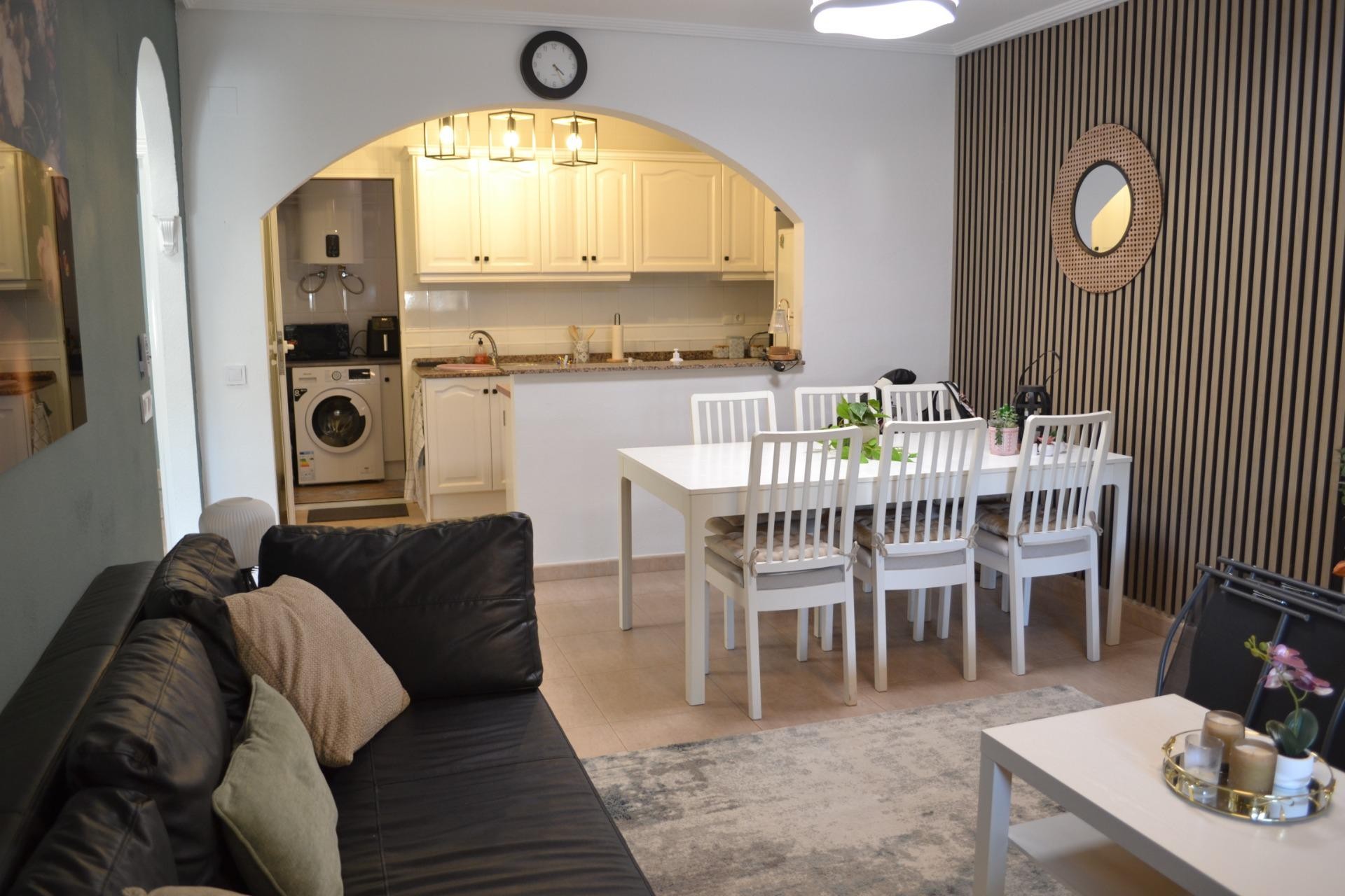 Brukt - Apartment -
Orihuela Costa - Las Filipinas