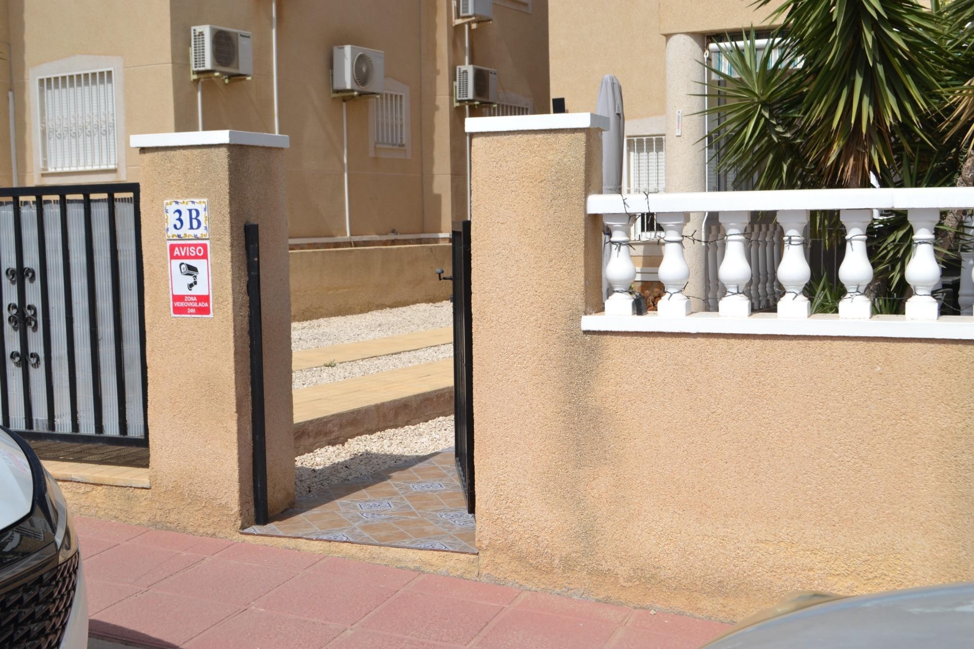 Brukt - Apartment -
Orihuela Costa - Las Filipinas