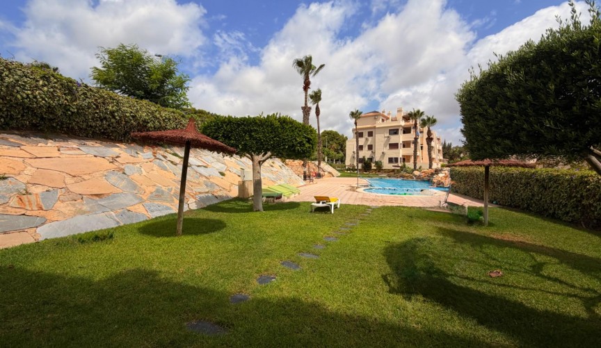 Brukt - Apartment -
Orihuela Costa - Las Ramblas