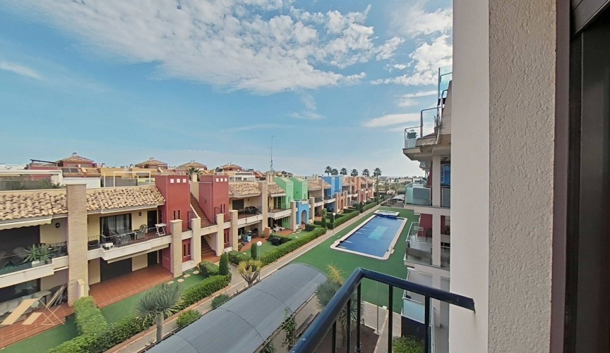 Brukt - Apartment -
Orihuela Costa - Lomas de Cabo Roig