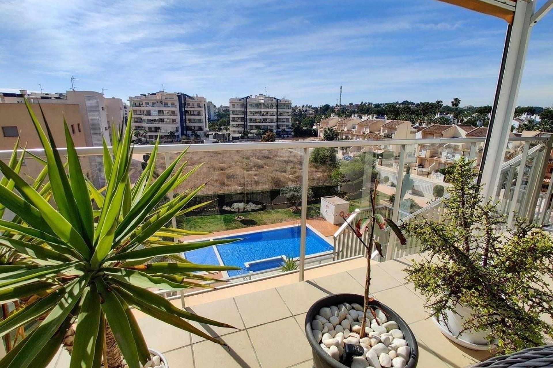 Brukt - Apartment -
Orihuela Costa - Montezenia