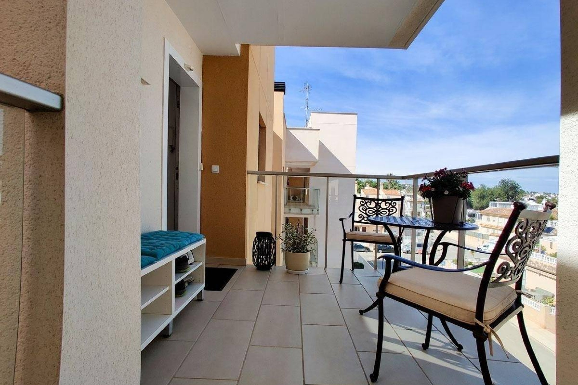 Brukt - Apartment -
Orihuela Costa - Montezenia