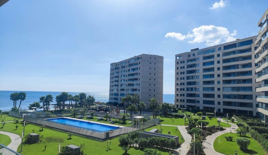 Brukt - Apartment -
Orihuela Costa - Punta Prima