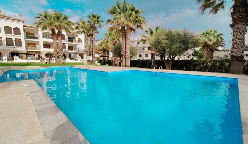 Brukt - Apartment -
Orihuela Costa - Villamartín