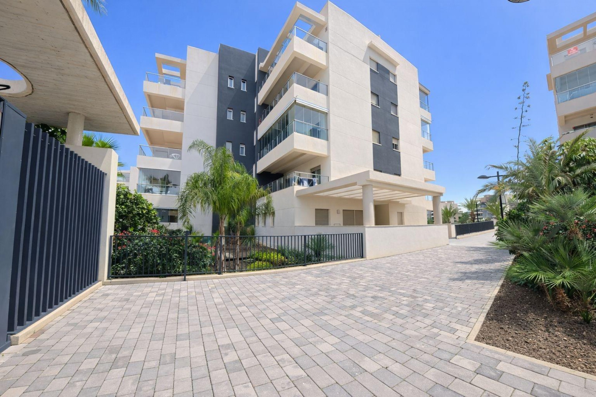 Brukt - Apartment -
Orihuela Costa - Villamartín
