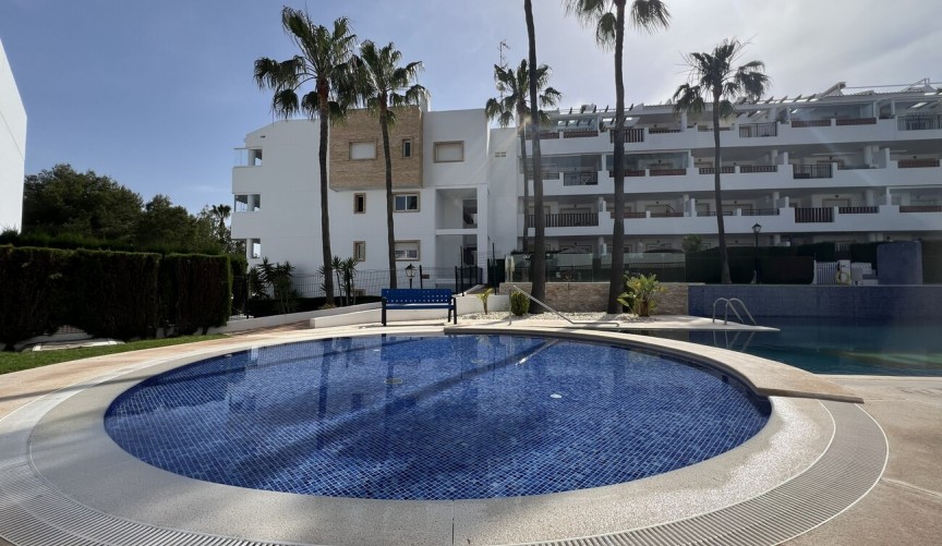 Brukt - Apartment -
Orihuela Costa - Villamartín