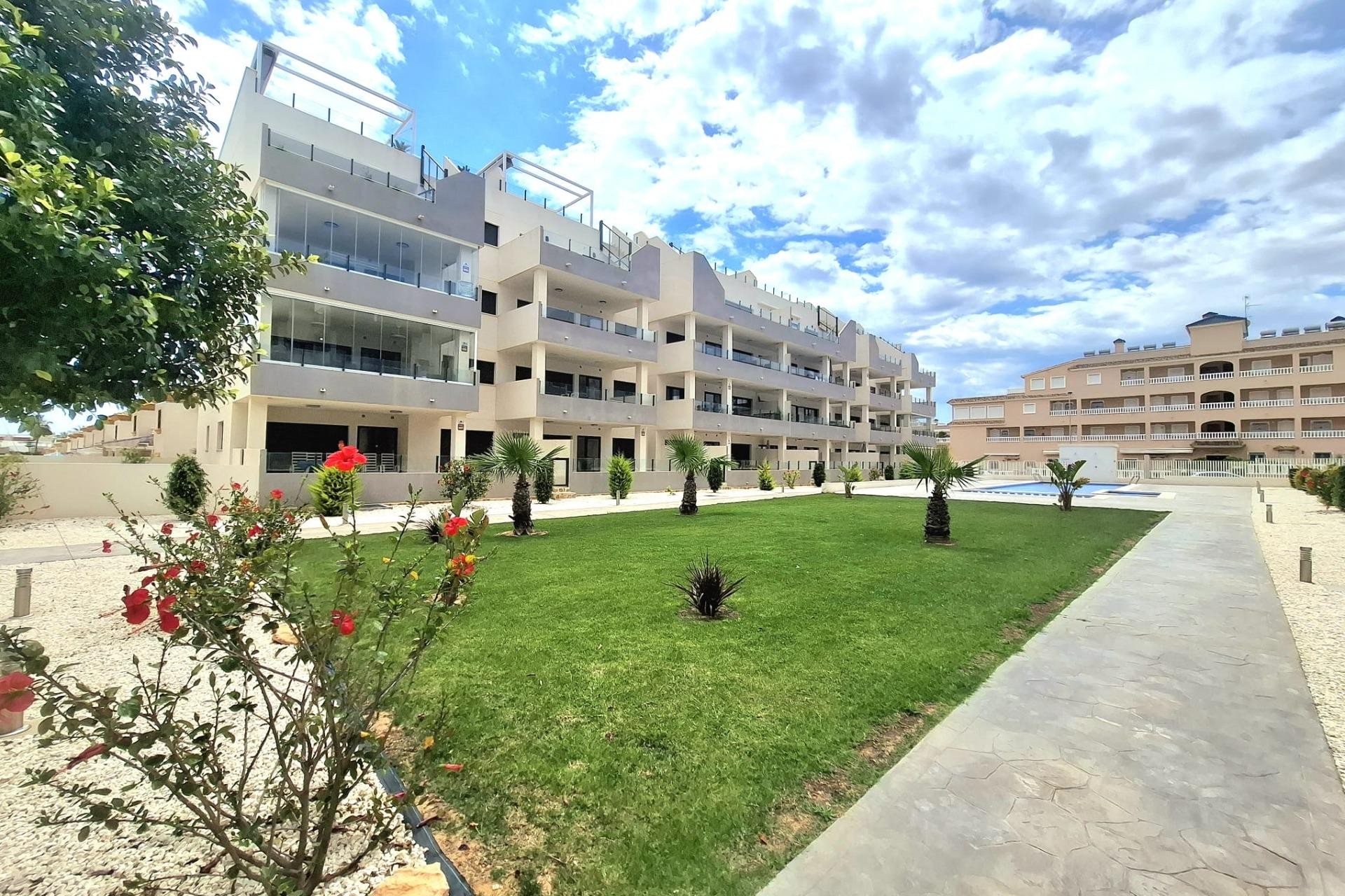 Brukt - Apartment -
Orihuela Costa - Villamartín