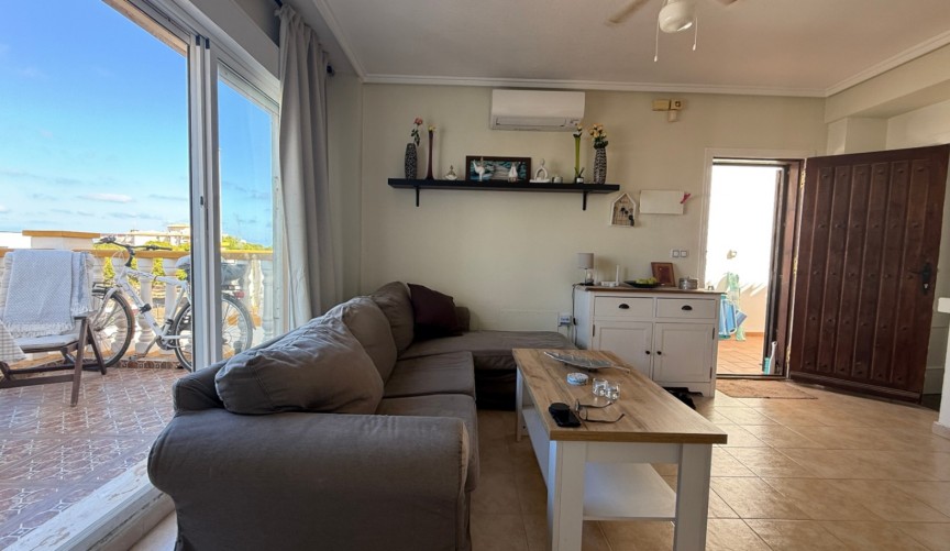 Brukt - Apartment -
Orihuela - Inland