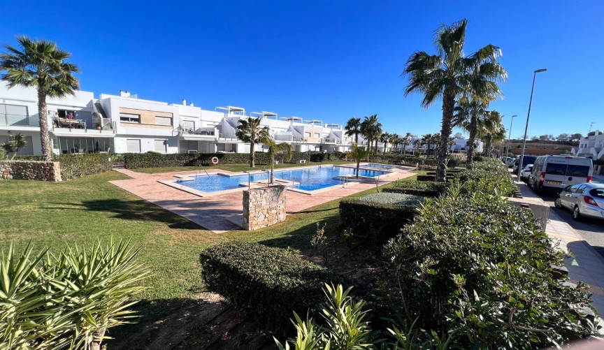 Brukt - Apartment -
Orihuela - Inland