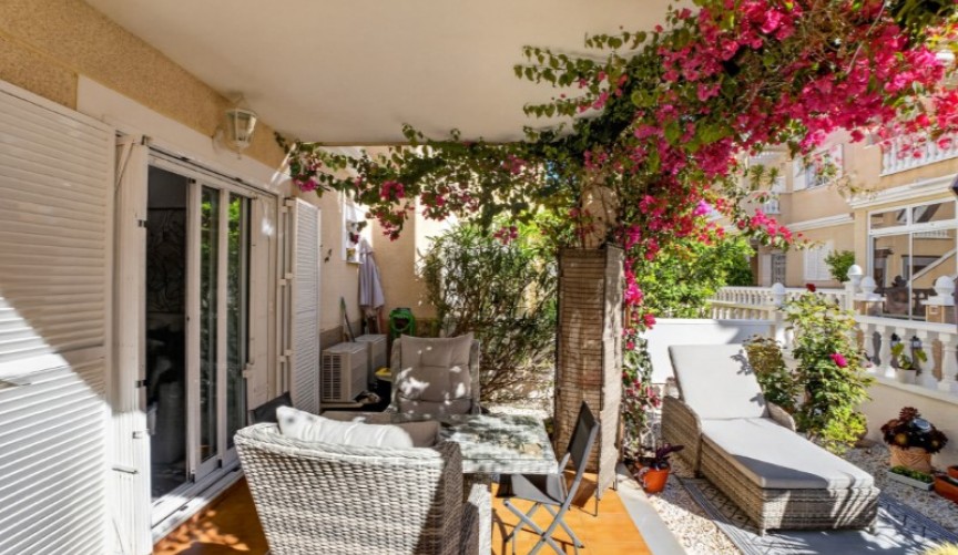 Brukt - Apartment -
Orihuela - Inland