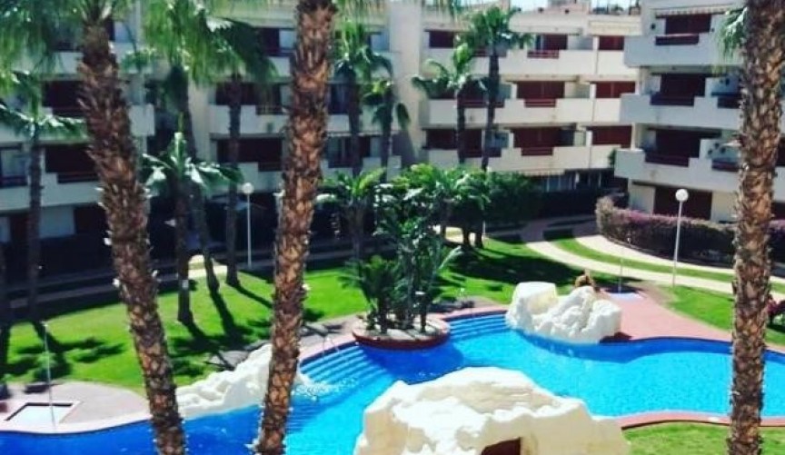 Brukt - Apartment -
Orihuela - Inland
