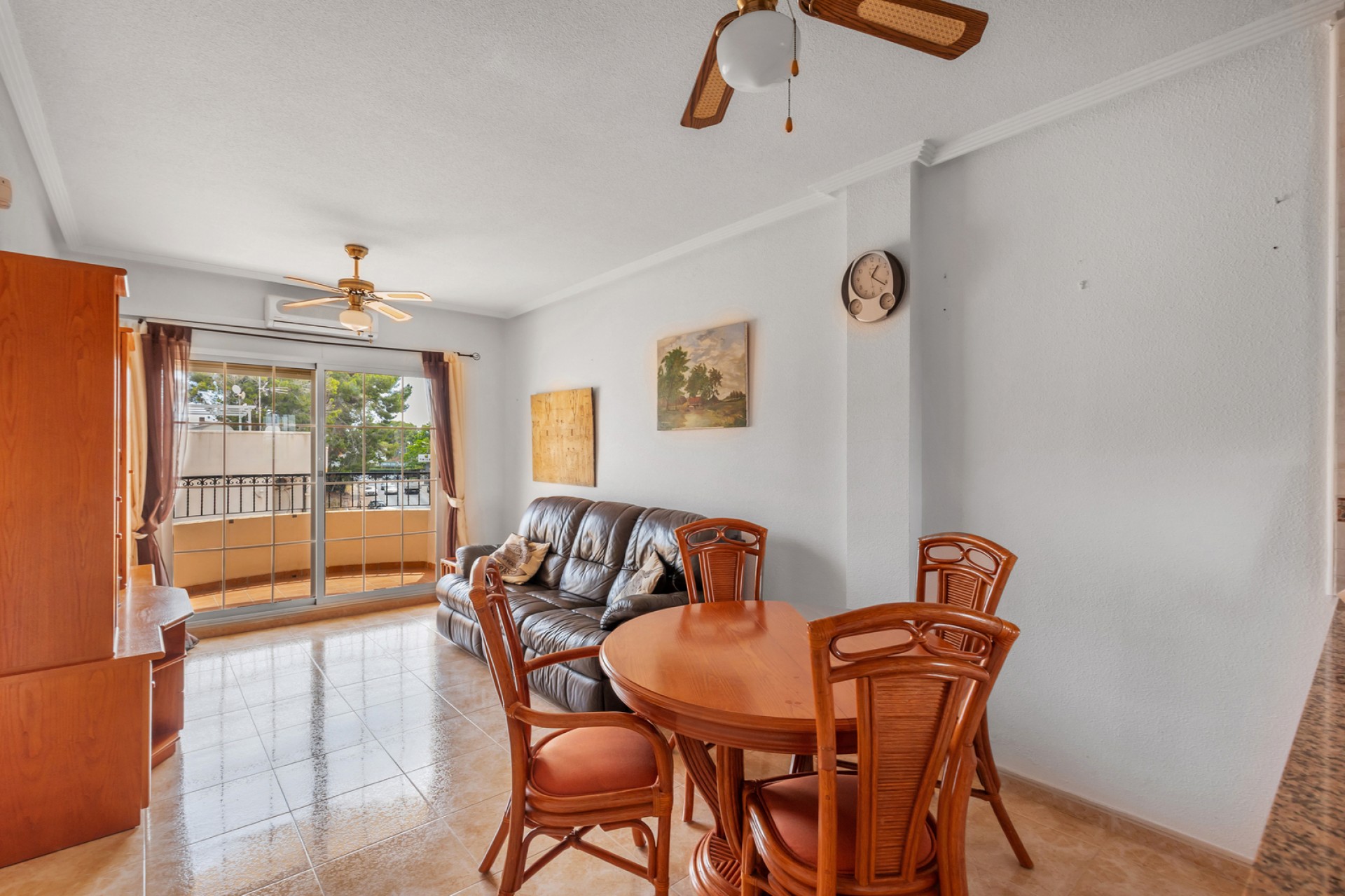Brukt - Apartment -
Orihuela - Inland