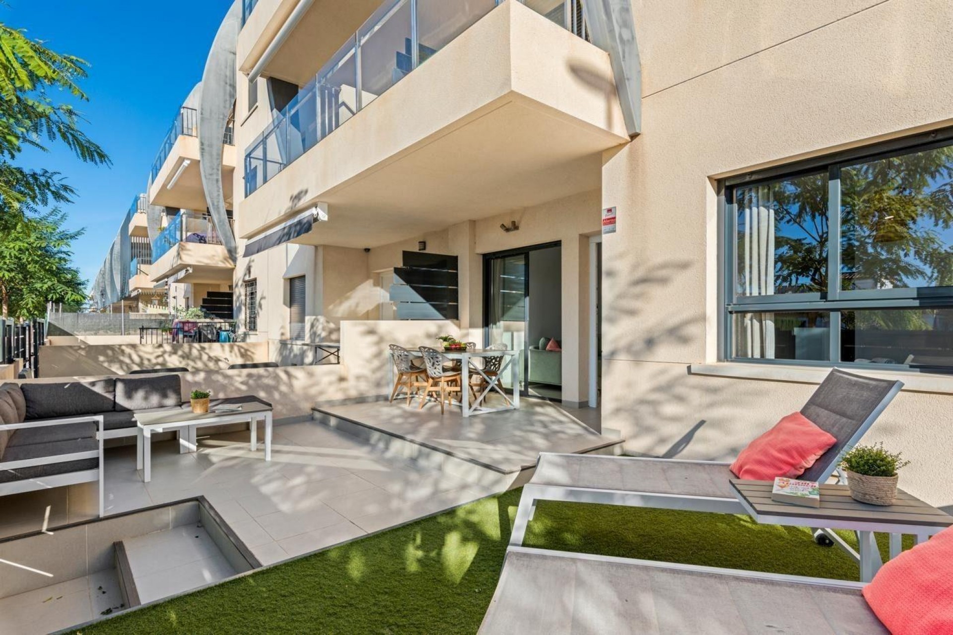 Brukt - Apartment -
Pilar de la Horadada - Pueblo Latino